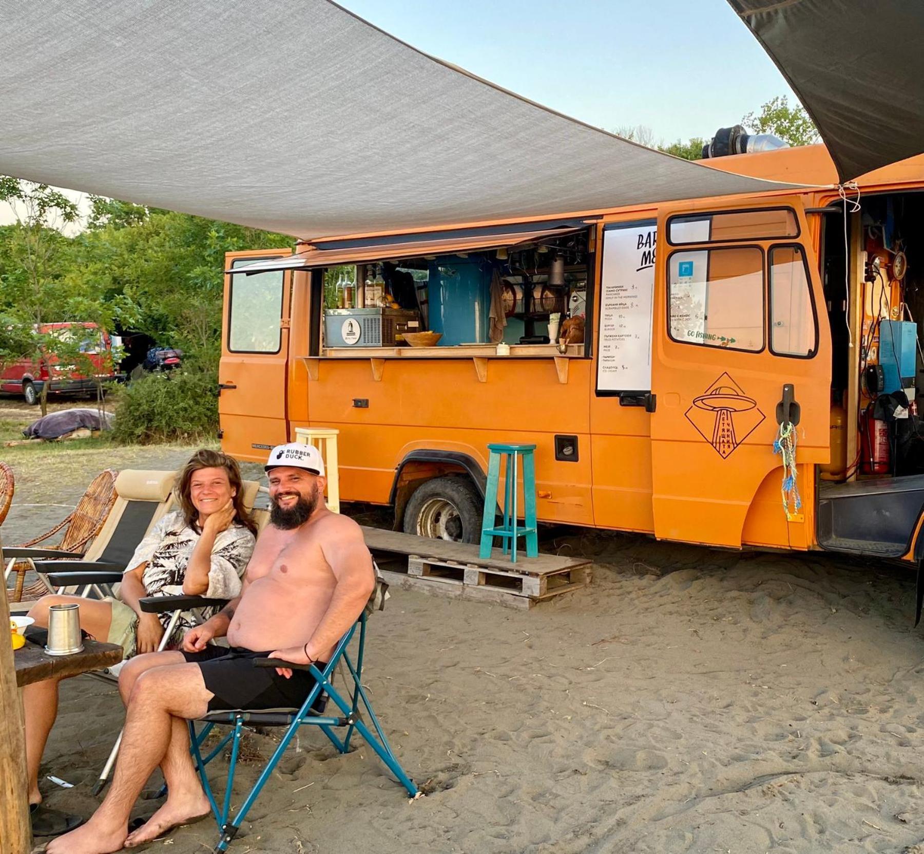 Beachfront Caravans Hotel Csernomorec Kültér fotó