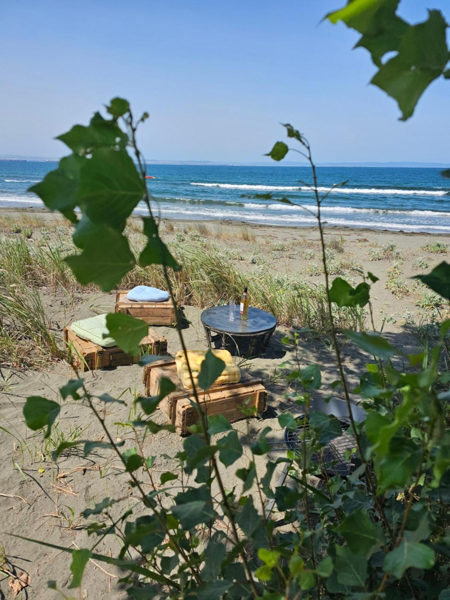 Beachfront Caravans Hotel Csernomorec Kültér fotó