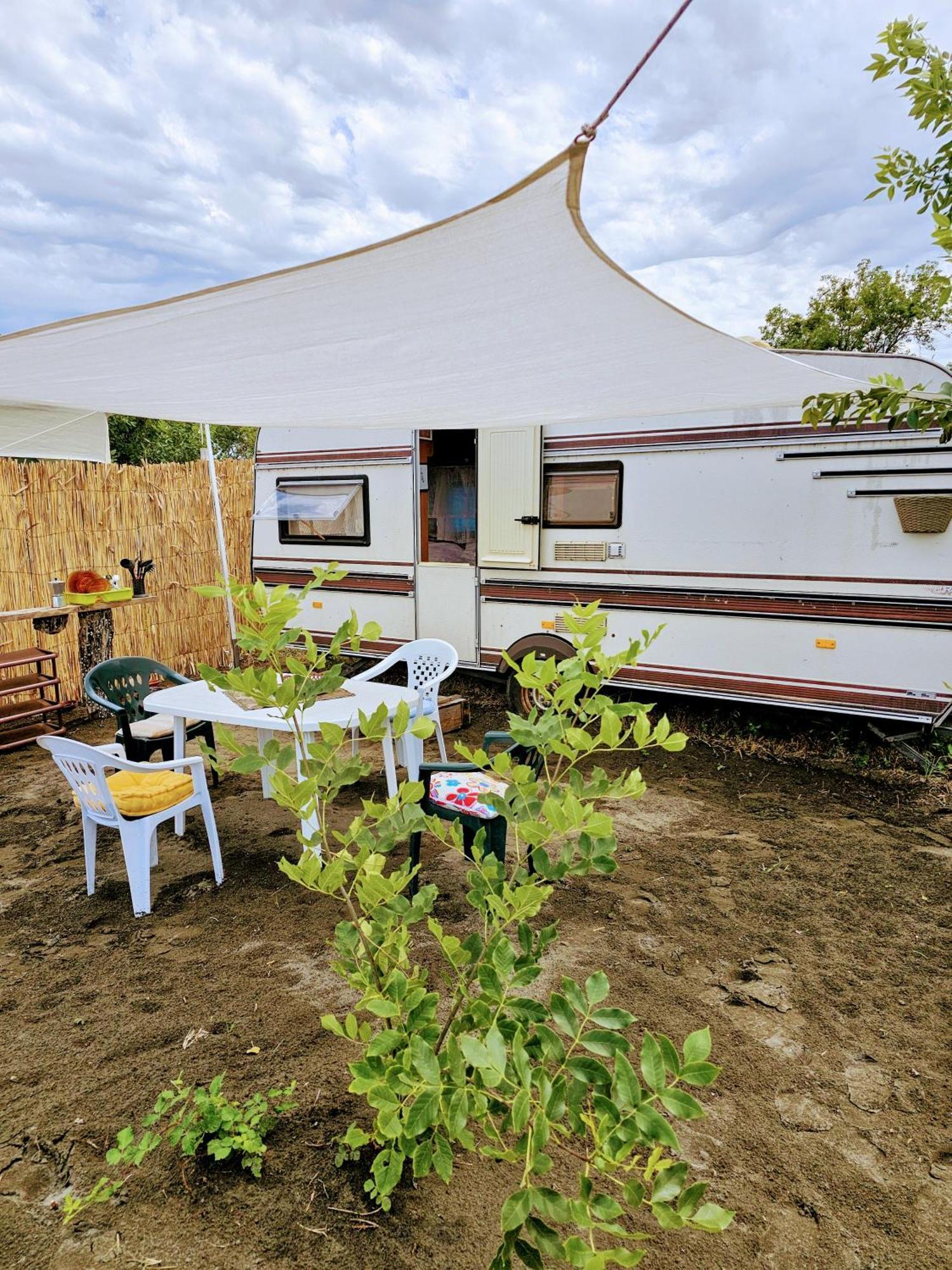 Beachfront Caravans Hotel Csernomorec Kültér fotó