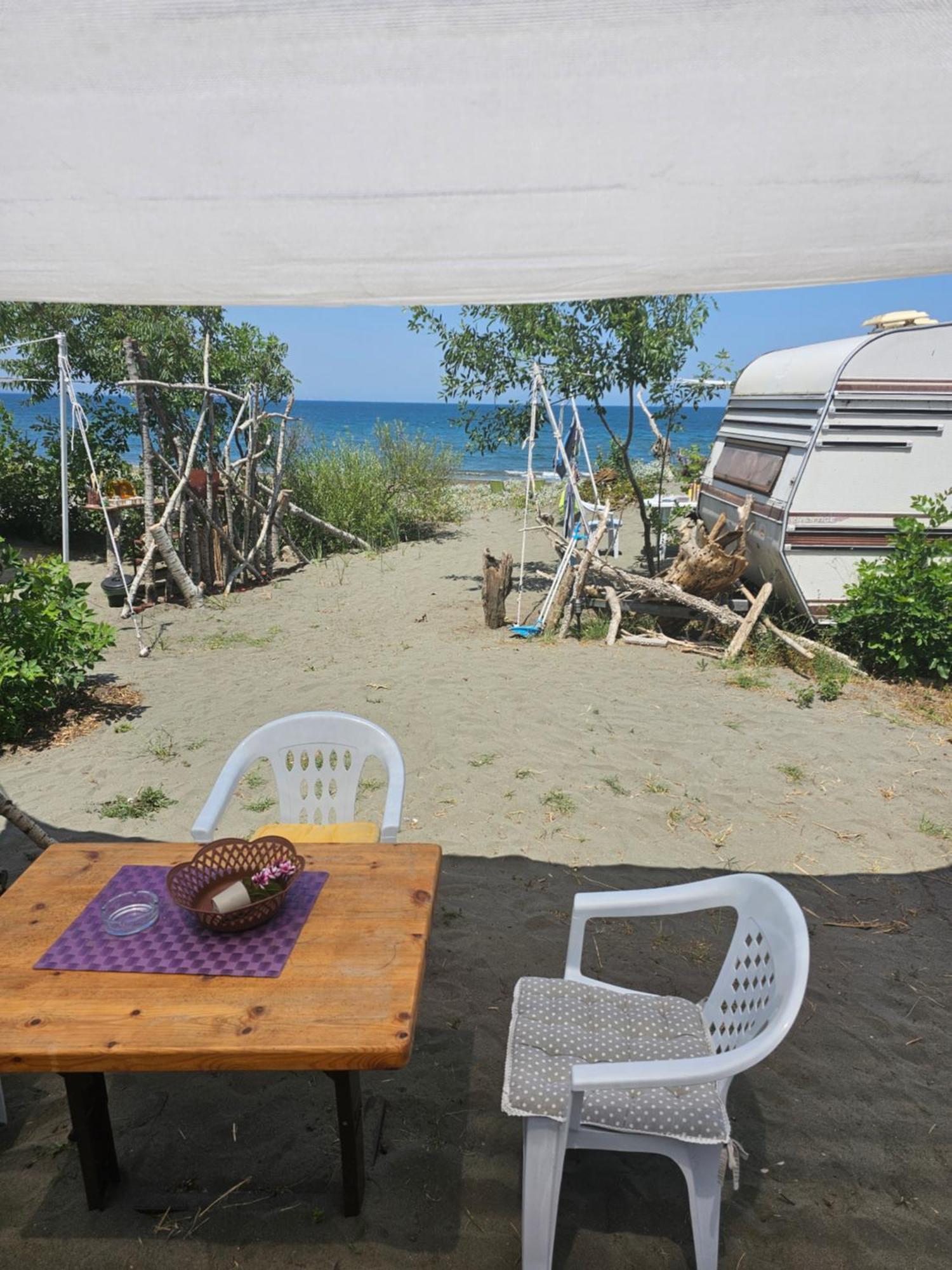 Beachfront Caravans Hotel Csernomorec Kültér fotó